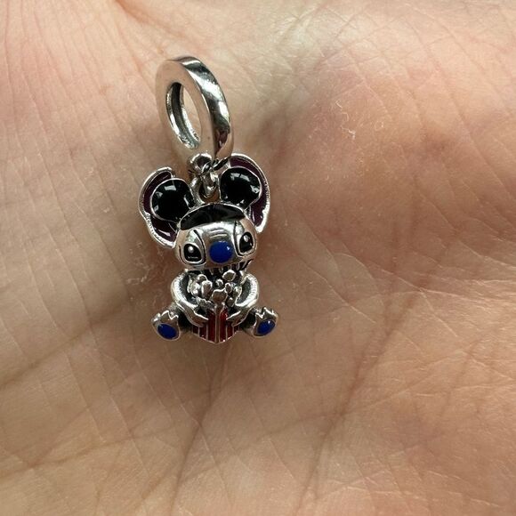 NWOT Lilo & Stitch in Mickey Mouse hat with popcorn Disney x Pandora FIT silver - Picture 4 of 10